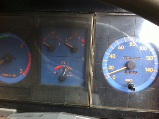 HINO FM 2K - 260 HP K13D ปี 43 รถพ่วงแม่+ลูก กระบะเหล็กคอกเกษตรไม่ดั๊มพ์ของอู่สหกิจทั้งแม่ทั้งลูก ลูก 2 เพลาความยาว 6.20 เมตร เครื่องแรงดีไม่มีเยิ้ม ภายในเก๋งสวยครบ แอร์เย็น พ.เพาเวอร์ ก.ไฟฟ้า เบรคทริ๊ปฟี้ ช่วงล่างแน่นคัชซีสวยทั้งแม่ทั้งลูก ยางสภาพดี 70\%