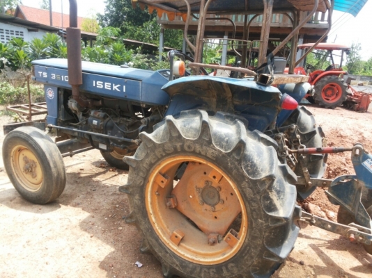 ขายISEKI 3510 เครื่ิองดี ยางหลังดี ขายตามสภาพคับ แอ๊ป088-4267077