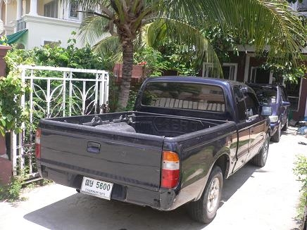ขายกระบะ FORD RANGER 2.5 XLT SUPERCAB ปี 2002 สีน้ำเงิน เกียร์ธรรมดา พวงมาลัยเพาเวอร์ ขายกระบะ FORD RANGER 2.5 XLT SUPERCAB ปี 2002 สีน้ำเงิน เกียร์ธรรมดา พวงมาลัยเพาเวอร์