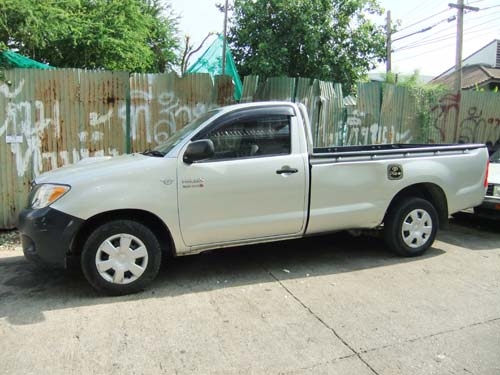 TOYOTA VIGO 3.0J ตอนเดียว ปี 2005 มี 2 คัน ขายด่วน