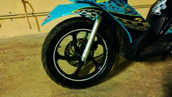 (หัวฉีด) ล้อโต SKYDRIVE 2012 ของแถม Hiclass ต่อรองได้เป็นพัน