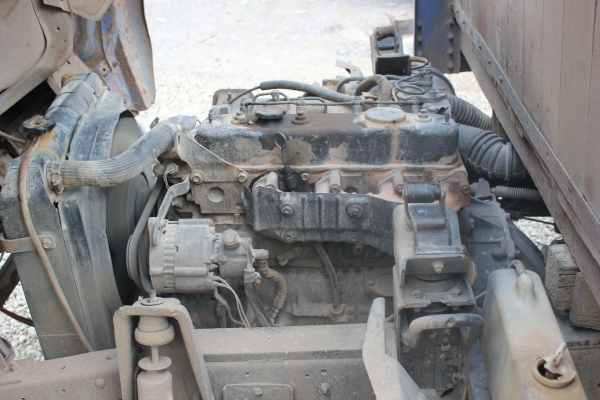 รถหกล้อ กลาง ISUZU  4สูบ 100 แรงม้า ยาว 4.20 เครื่องรุ่นใหม่ 4 B22 ใช้งานดีมาก เล่มทะเบียนพร้อม