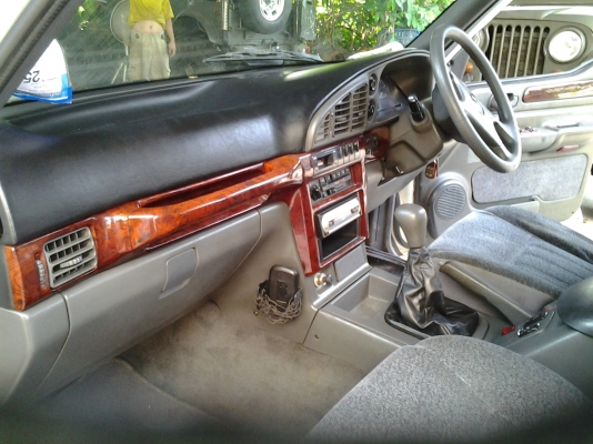 ขายปี98 รถเบนครับ เครื่องดีเซล 2,900 CC เกียร์ธรรมดา โฟรวิล 4X4 ลดราคาสุดๆกันไปเลย จาก 295,000.- เหลือเพียง 250,000.- เท่านั้น