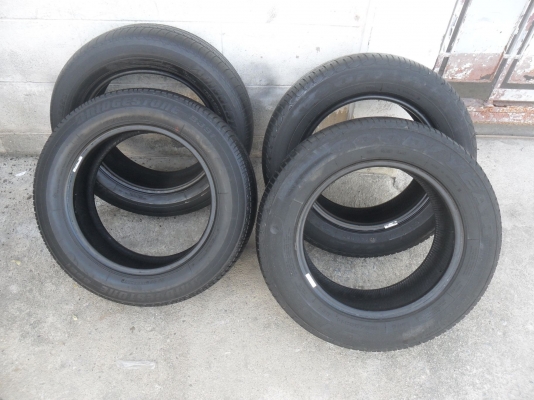 ยาง ขอบ14 เก๋ง สวยๆ 4 เส้น ราคา 1300 บาท