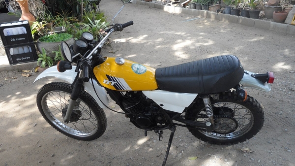 ขายYAMAHA DT-100!ทะเบียนโอน 12,500บาท ขายYAMAHA DT-100!ทะเบียนโอน 12,500บาท