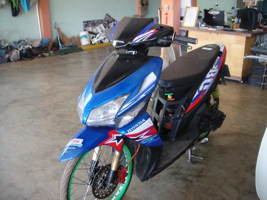 ขาย Honda Click  สีน้ำเงิน-ดำ สภาพสวยพร้อมใช้งาน