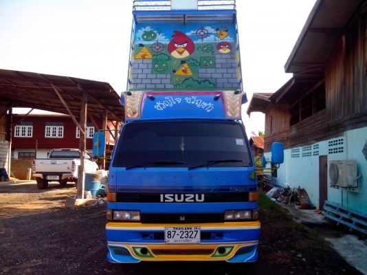 ขาย NPR 135 หล่อๆครับรถผมเองครับไม่ค่อยใด้ใช่