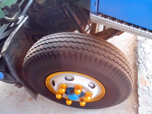 ขาย NPR 135 หล่อๆครับรถผมเองครับไม่ค่อยใด้ใช่