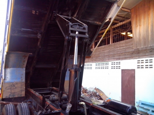 ขาย NPR 135 หล่อๆครับรถผมเองครับไม่ค่อยใด้ใช่