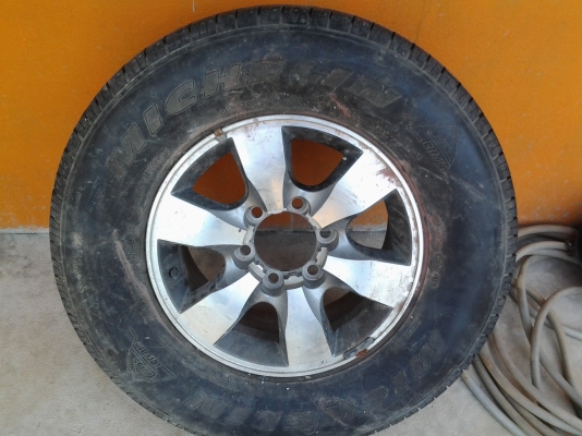 แม็ค ฟอร์จูเนอร์ 1วง ยางยังดี