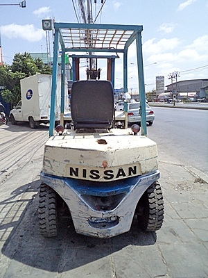 ขายรถยกนิสสัน 2 ตัน เครื่องเบนซิน เสาสูง 3 เมตร ยางตันใหม่ พวงมาลัยเพาเว่อร์ สีเดิมจากนอก นำเข้าจากญี่ปุ่น ใช้งานได้ทันที ขายรถยกนิสสัน 2 ตัน เครื่องเบนซิน เสาสูง 3 เมตร ยางตันใหม่ พวงมาลัยเพาเว่อร์ สีเดิมจากนอก นำเข้าจากญี่ปุ่น ใช้งานได้ทันที