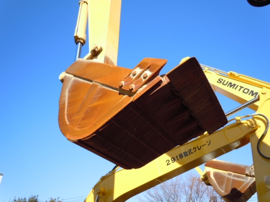 มาถึงไทยแล้วค่ะรถขุด SUMITOMO SH200-5 ปี 2010 ชั่วโมงน้อยมาก สภาพเป๊ะเวอร์  ราคาเก่านอก ญี่ปุ่นแท้ไม่แพงค่ะ  สนใจติดต่อเจี๊ยบเลยค่ะ 087-3310254 ค่ะ