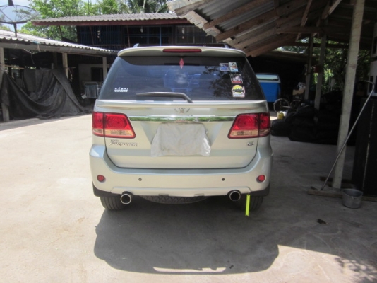 ขายฟอร์จูนเนอร์ราคาเบาๆครับ