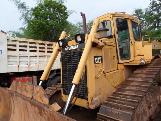 รถแทรกเตอร์ CAT D6H ตีนเป็ด สภาพสวยพร้อมใช้งาน