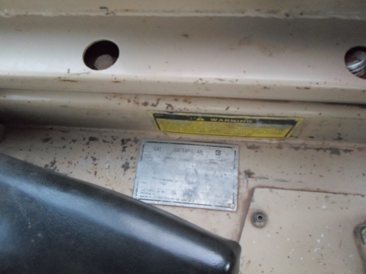 รถแทรกเตอร์ CAT D6H ตีนเป็ด สภาพสวยพร้อมใช้งาน