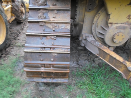 รถแทรกเตอร์ CAT D6H ตีนเป็ด สภาพสวยพร้อมใช้งาน