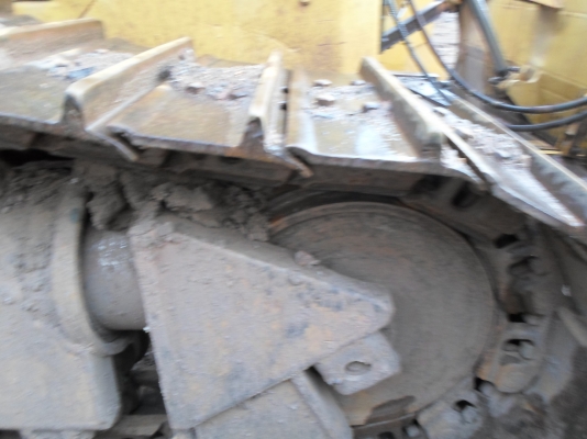 รถแทรกเตอร์ CAT D6H ตีนเป็ด สภาพสวยพร้อมใช้งาน