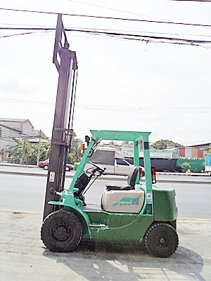 ขายรถยกมิตซูบิชิ 2 ตัน (รุ่นใหม่) เครื่องเบนซิน กระบอกคู่ เสาสูง 3 เมตร พวงมาลัยเพาเว่อร์ สีเดิมจากนอก นำเข้าจากญี่ปุ่น ใช้งานได้ทันที ขายรถยกมิตซูบิชิ 2 ตัน (รุ่นใหม่) เครื่องเบนซิน กระบอกคู่ เสาสูง 3 เมตร พวงมาลัยเพาเว่อร์ สีเดิมจากนอก นำเข้าจากญี่ปุ่น ใช้งานได้ทันที