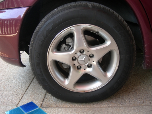 ขายรถตู้ VIP BENZ VITO 7ที่นั่งปี2003 เครื่องเบนซิน2300สีแดงมะเมี่ยว(รถบ้าน)