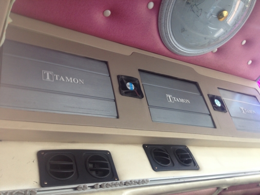 ขายรถบัส 8 ล้อ แชสซี Hino เครื่อง MITSUBISHI 8DC9 เทอโบคู่ สูง 4.20 ม. ยางใหม่ มิชลิน 8 เส้น