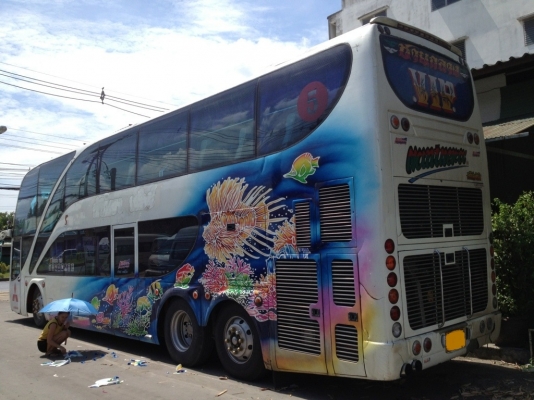 ขายรถบัส 8 ล้อ แชสซี Hino เครื่อง MITSUBISHI 8DC9 เทอโบคู่ สูง 4.20 ม. ยางใหม่ มิชลิน 8 เส้น