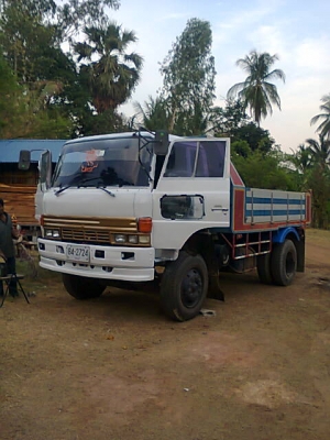 รถบรรทุก 6 ล้อดั้ม รถพร้อมใช้ ติดต่อด่วนนะค่ะ095602831