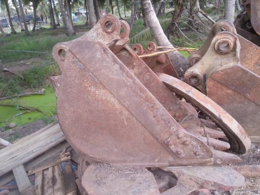 ขายบุ้งกี๊ใส่ รุ่น 60,40 มี 2 ใบ ขายบุ้งกี๊ใส่ รุ่น 60,40 มี 2 ใบ