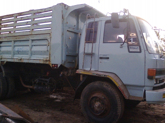 ขายรถบรรทุก 10 ล้อ 2 เพลา ขายรถบรรทุก 10 ล้อ 2 เพลา