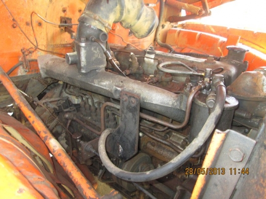 ขายด่วน ! สิบล้อหัวยาว