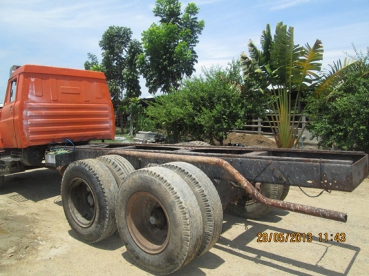 ขายด่วน ! สิบล้อหัวยาว