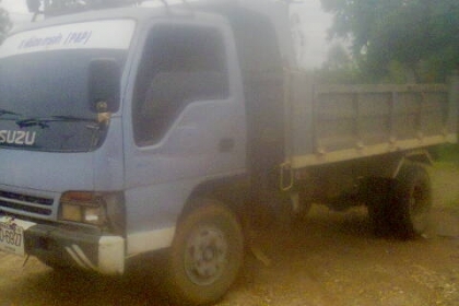 6ล้อดั้มISUZU NPR 120(รถห้างแท้)เกียร์สั้น มีแอร์Fหน้าหลังยางใหม่6เส้น 6ล้อดั้มISUZU NPR 120(รถห้างแท้)เกียร์สั้น มีแอร์Fหน้าหลังยางใหม่6เส้น