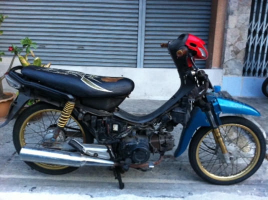 ขาย Honda wave 100 ปี40 สตาร์ทมือ พร้อมเอกสารครบชุด