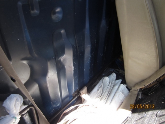 ขายนิสสันฟร้อนเทีย ปี 44 หัวเดียว TD27 ไม่ได้บันทุก รถคนงานในสวนหลวง ร.9