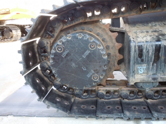 ขายรถขุด SUMITOMO SH200-5 ปี 2010 ชั่วโมงน้อยมาก สภาพเป๊ะเวอร์  ราคาเก่านอก ญี่ปุ่นแท้ไม่แพงค่ะ  สนใจติดต่อเจี๊ยบเลยค่ะ 087-3310254 ค่ะ