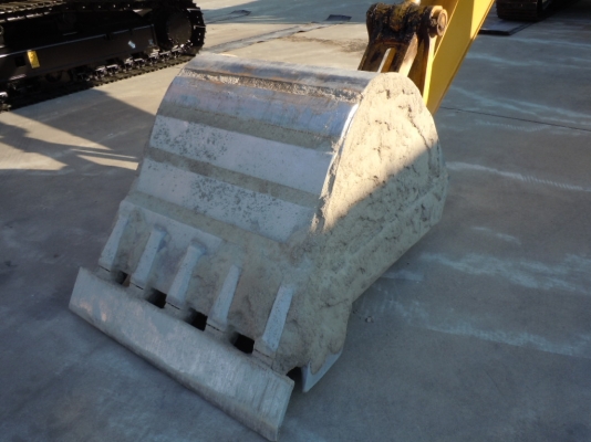 ขายรถขุด SUMITOMO SH200-5 ปี 2010 ชั่วโมงน้อยมาก สภาพเป๊ะเวอร์  ราคาเก่านอก ญี่ปุ่นแท้ไม่แพงค่ะ  สนใจติดต่อเจี๊ยบเลยค่ะ 087-3310254 ค่ะ