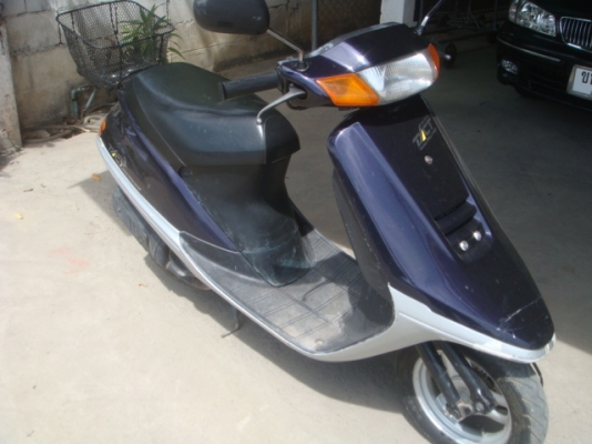 HONDA ลีดเดิมๆเครื่องดีถูกๆ HONDA ลีดเดิมๆเครื่องดีถูกๆ