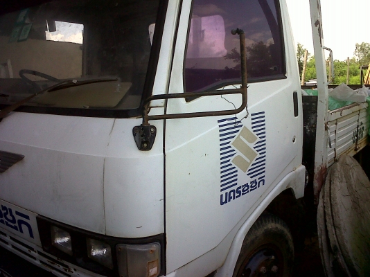 ขายรถหกล้อ FB113 117 HP ห้างแท้เก่าเก็บ ไม่มีเกียร์ แซซซี่สวย ภาษีขาด ต้องจดใหม่ ขายรถหกล้อ FB113 117 HP ห้างแท้เก่าเก็บ ไม่มีเกียร์ แซซซี่สวย ภาษีขาด ต้องจดใหม่