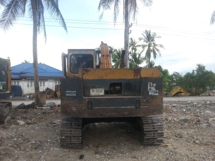 ขายรถแบ็คโฮ komatsu 12hd ตัวเดินใหม่ไฮดาส รถทำงานอยู่ เทียบเท่า 120 เหมาะสำหรับคีบเหล็ก