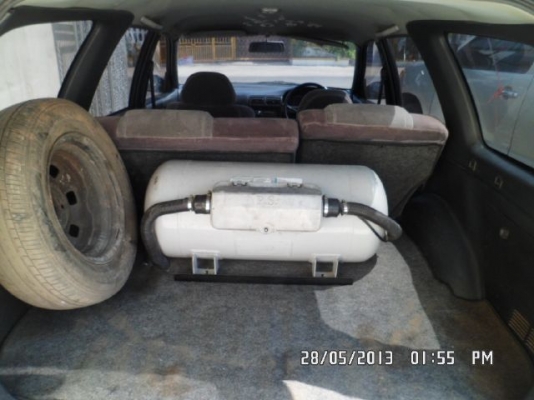 Nissan NV ปี 95 แวน 4 ประตู ธรรมดา ติดแก็ส ราคา 95,000บ.