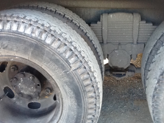 ขาย10ล้อเพลาเดียวหัวjcm