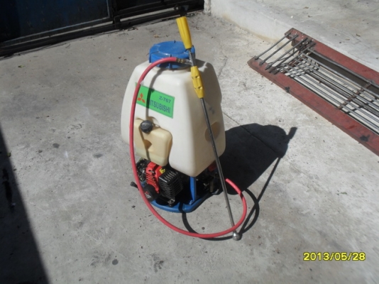 ขายเครื่องฉีดยาแบบสะพายหลังเครื่องยนต์เบ็นซิลหรือโซฮอล ราคาถูก