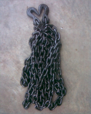 โซ่ยาว 6 เมตรพร้อมตะขอใช้งาน ของ USAสภาพพร้อมใช้งานครับงานหนักสบายครับรุ่นนี้เป็นของUSA แท้ครับของท่าเรือครับราคานี้คุ้มครับใช้ยาวครับรุ่นนี้