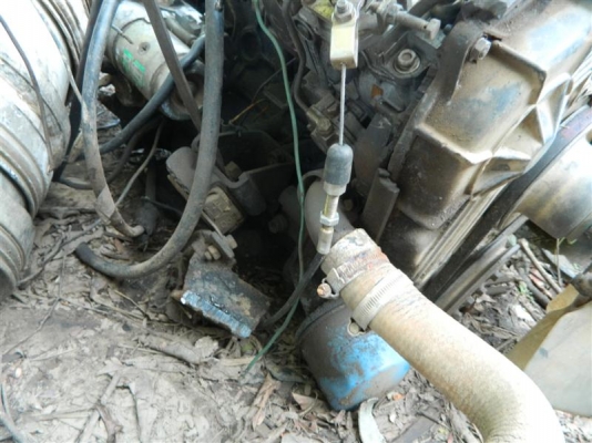 เครื่องยนต์ ISUZU 4FB1 พร้อมเกียร์สภาพสวย เครื่องยนต์ ISUZU 4FB1 พร้อมเกียร์สภาพสวย