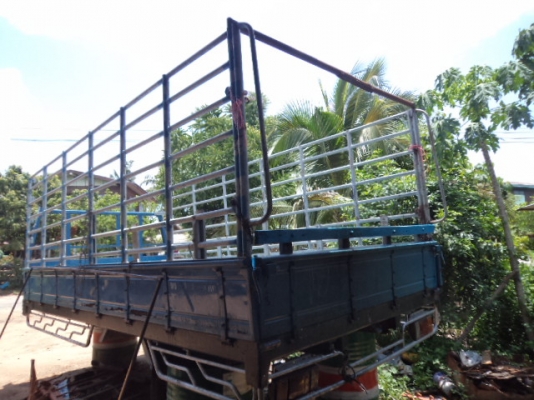 ขายกะบะพร้อมคอกเหล็กเป็นของรถ6ล้อ115 สภาพดี ราคาถูกๆๆๆ