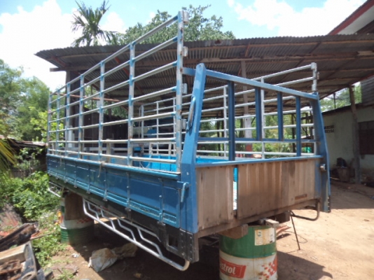 ขายกะบะพร้อมคอกเหล็กเป็นของรถ6ล้อ115 สภาพดี ราคาถูกๆๆๆ