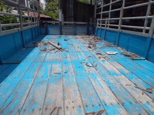 ขายกะบะพร้อมคอกเหล็กเป็นของรถ6ล้อ115 สภาพดี ราคาถูกๆๆๆ