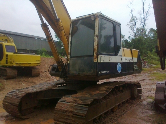 ขายด่วน Komatsu pc200-5 คอนโทรนยาว