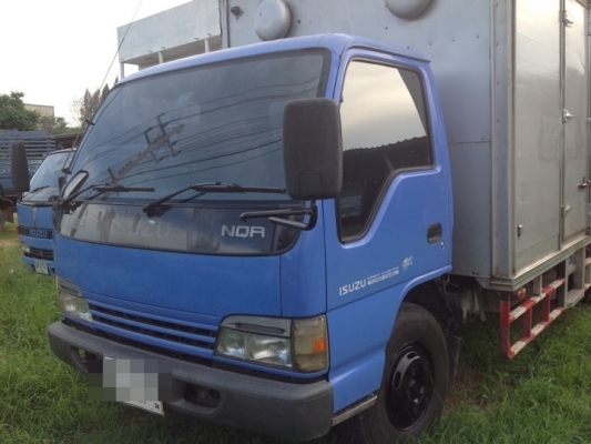 ขายด่วน!! ISUZU-NQR ปี47เครื่อง150แรงตู้แห้งยาว 5,50เมตรสภาพพร้อมใช้