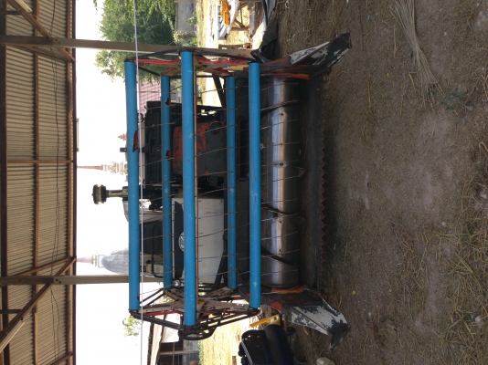 ขายรถเกี้ยวข้าวคูโบต้า. Dc68  พร้อมเทเลอร์