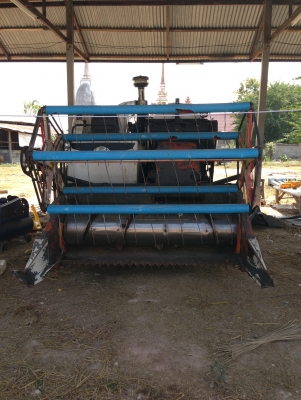 ขายรถเกี้ยวข้าวคูโบต้า. Dc68  พร้อมเทเลอร์